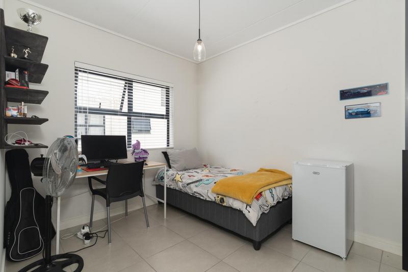 2 Bedroom Property for Sale in The Huntsman Western Cape